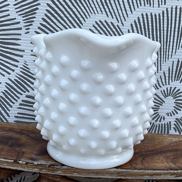 Lot of Two Vintage Milk Glass Pieces Vase & Creamer Pitcher Marked Fenton - Picture 6 of 12